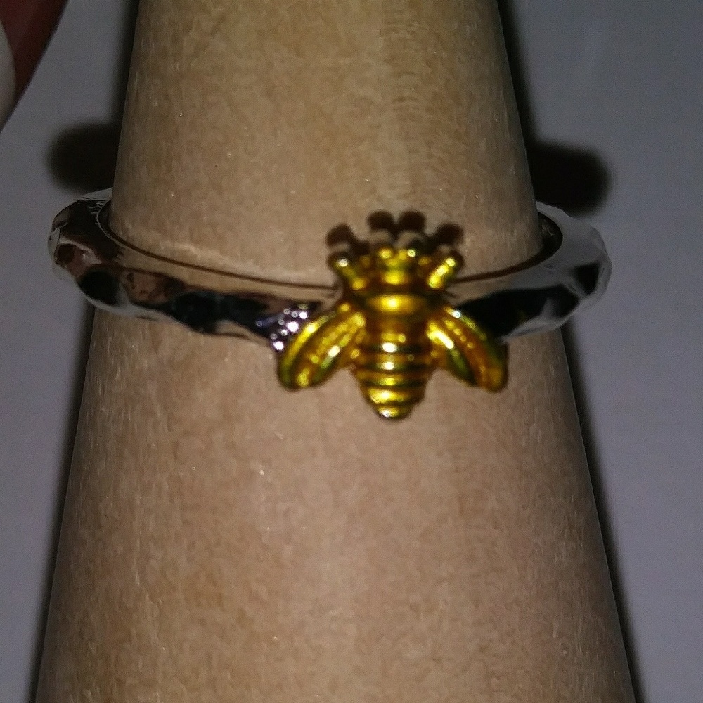 Bee ring - Picture 3 of 4